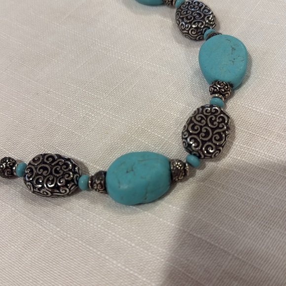 Brighton Turquoise and Silver chunky Necklace and bracelet set - Picture 4 of 4